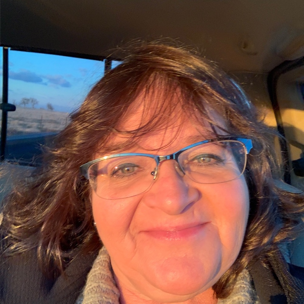Meet your Posher, Loretta